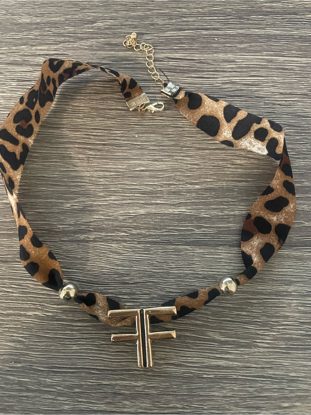 Leopard Print Gold Accent Choker Necklace - Brown/Black